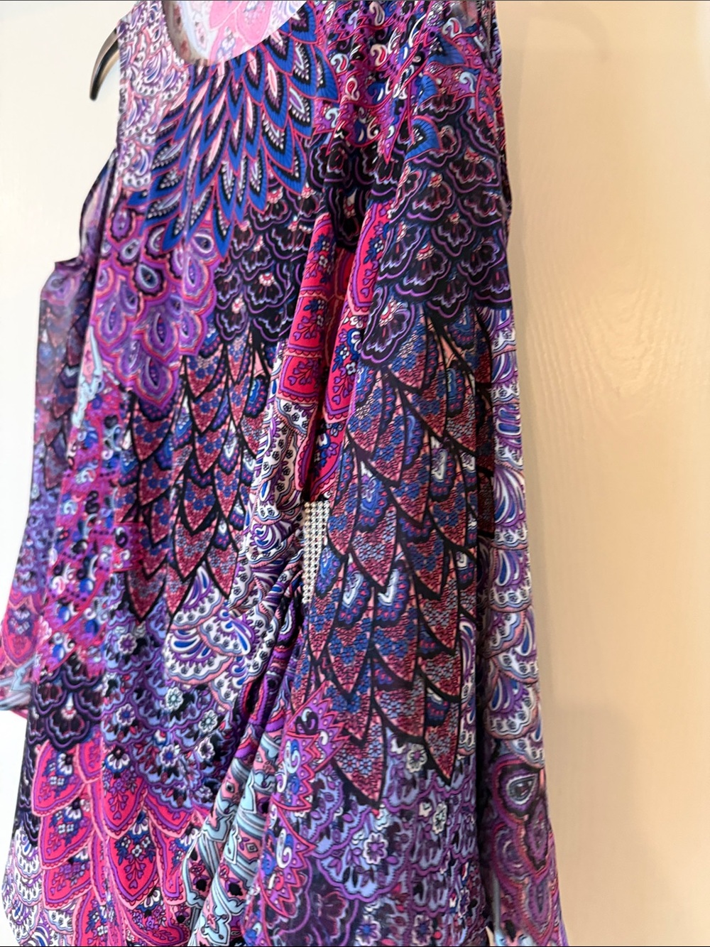Women’s Cold-Shoulder Blouse in Pink & Purple - Dress barn - Picture 3 of 7